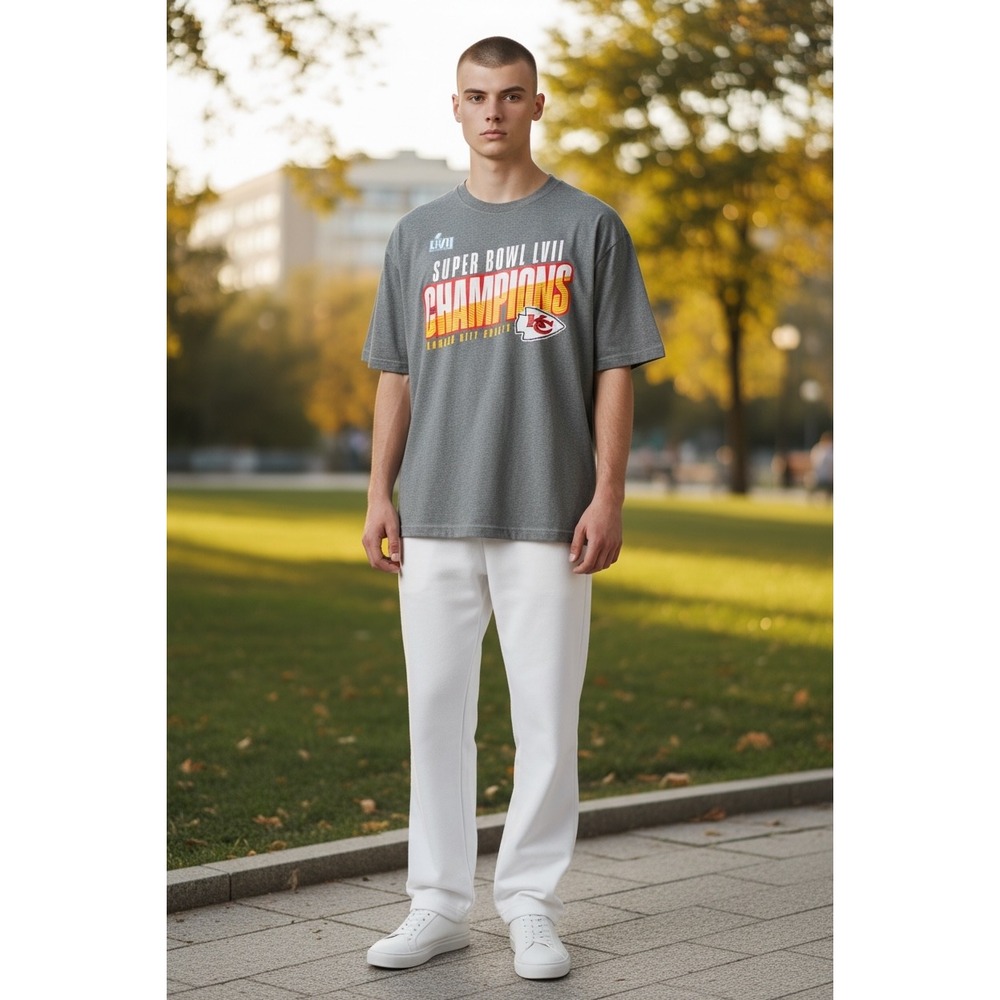 Fanatics Mens Kansas City Chiefs Super Bowl LVII Champions T-Shirt Gray Large